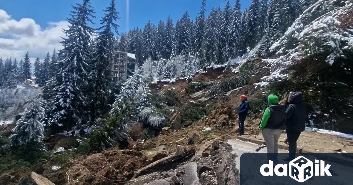 Официално отварят за движение аварийният обход над свлачището между Пампорово