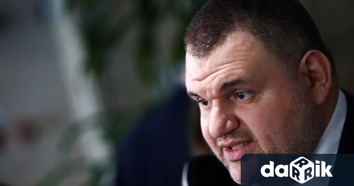 Лидерът на ДПС Делян Пеевски обяви промени в структурата и