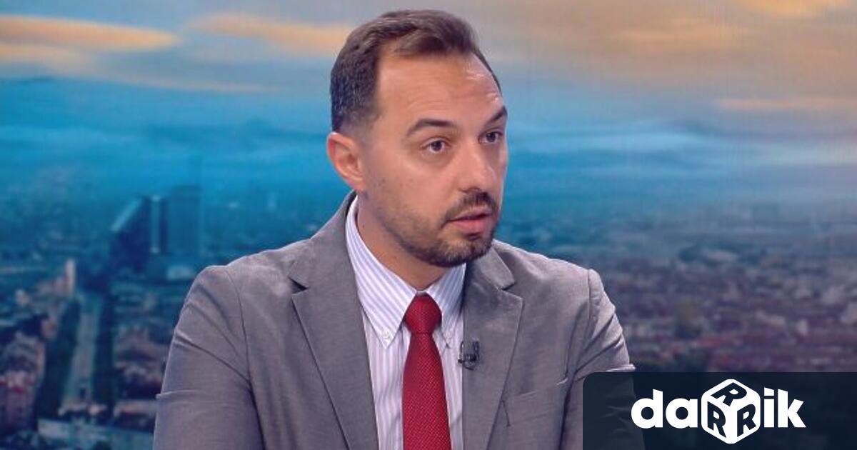 Бурна реакция на опозицията в парламента след като правителството обяви