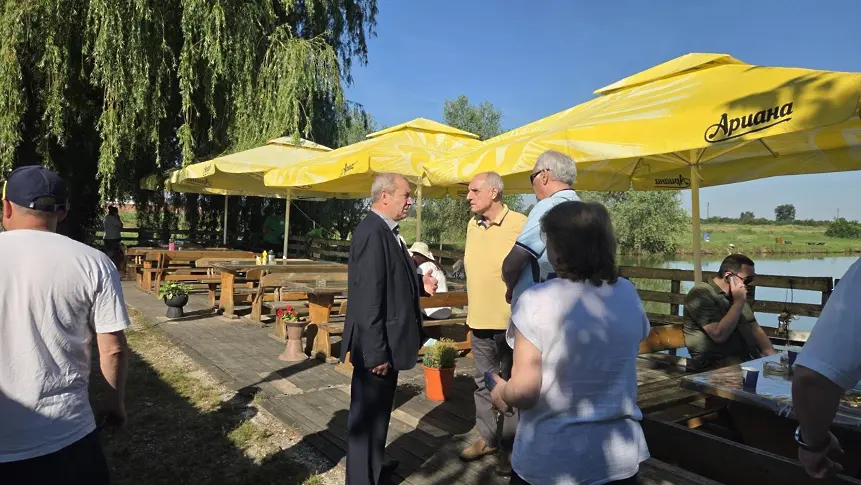 Областният управител Иван Петков даде старт на Държавното първенство по спортен риболов за хора със зрителни увреждания 