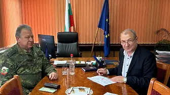 Областният управител проведе поредна работна среща с началника на Военно окръжие - Плевен