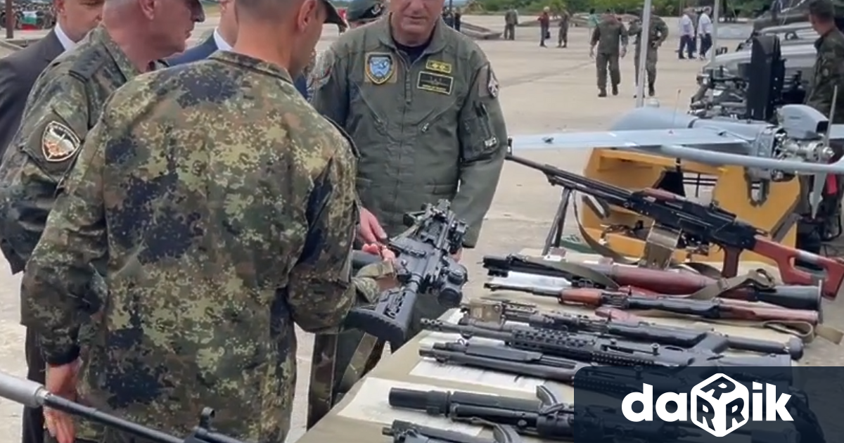 Десант от въздуха унищожаване на вражески конвой с дрон блокиране