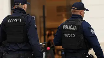 Откриха 32 неродени бебета, заровени в двора на полска патоложка