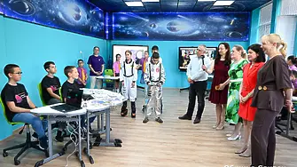 Откриха поредния STEM кабинет в СУ „Константин Константинов“ 