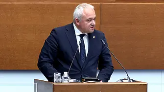 Демерджиев: Бежански център в Средец няма да има