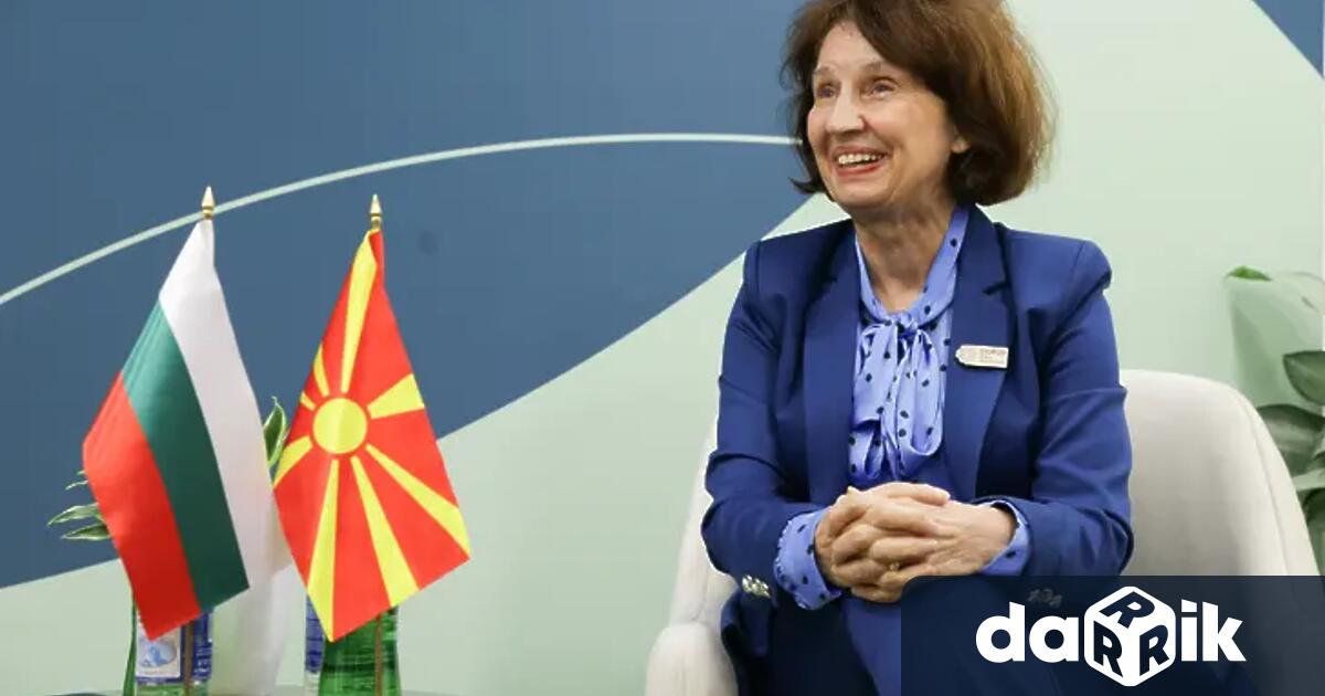 Президентът на Северна Македония Гордана Силяновска днес ще се срещне