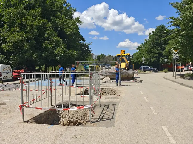 Започна реконструкция и доизграждане на вътрешна водопроводна мрежа в жк „Дружба“ 3 и 4 и промишлена зона