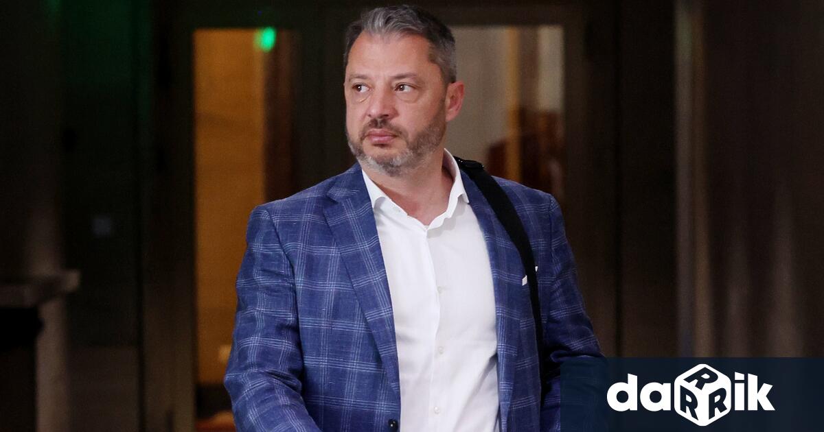 Ще продължа да помагам и да участвам в партийния живот