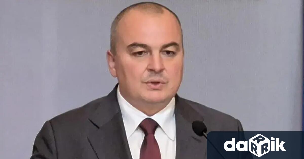 Броени дни след като млекопроизводители алармираха че властта ги изправя