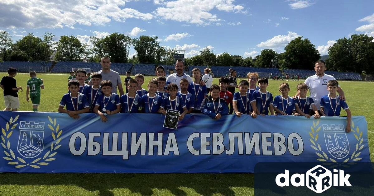 В истински футболен празник се превърна заключителният етап от дебютното