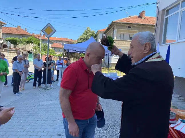 Откриха поредния саниран блок в Севлиево