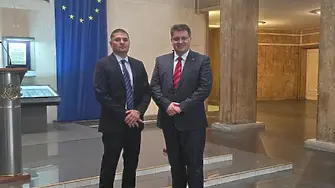 Областният управител  на Враца Росен Михайлов на среща в МВР