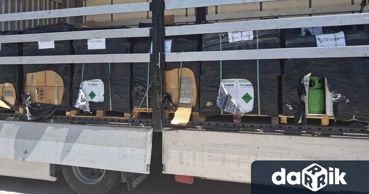 83 570 кутии контрабандницигари задържаха служителите от Митница Пловдив на
