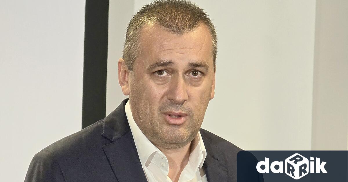 Министърът на транспорта Георги Пеев съобщи че заради множеството сигнали