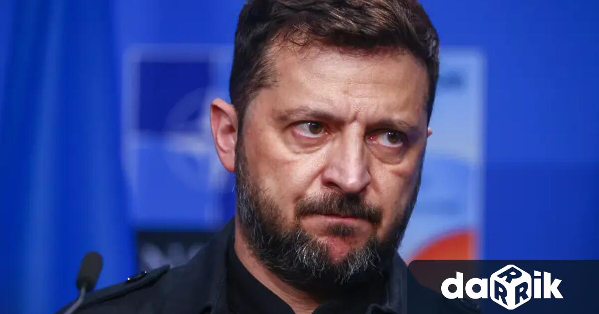 Украинският президент Володимир Зеленски предупреди че Украйна ще продължи да