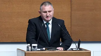Иван Янев: Народното събрание не е място за евтини роли и временни аплодисменти