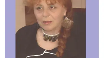 Христина Комаревска представя своя най-нов сборник стихотворения - „Избрано“