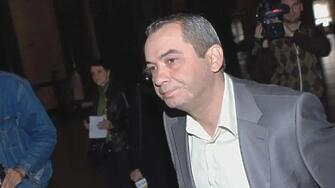 В СГП не е постъпвала информация къде се намира Петьо Петров - Еврото