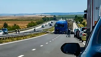 В много тежко състояние е пострадалата при трагедията на АМ "Тракия", транспортирана е с хеликоптер в Пловдив