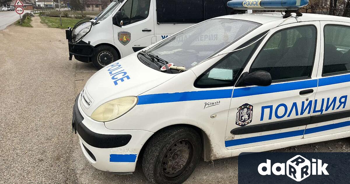Полицията върна откраднат телефон на собственика му съобщиха от пресцентъра