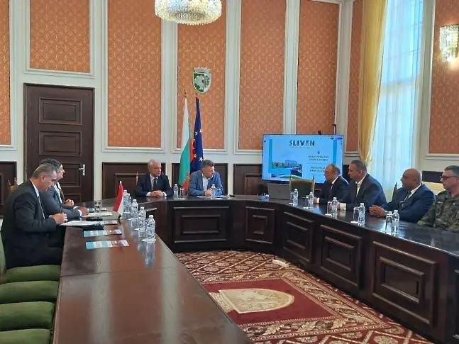 Временно изпълняващият длъжността посланик на Република Ирак посети Сливен за международен бизнес форум