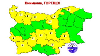 Жълт код за опасно горещо време в 14 области: Температури между 32° и 37°