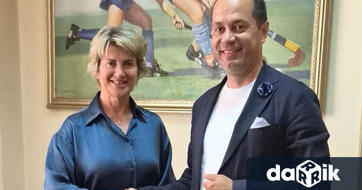 Председателят на Българския олимпийски комитет Весела Лечева покани Враца за