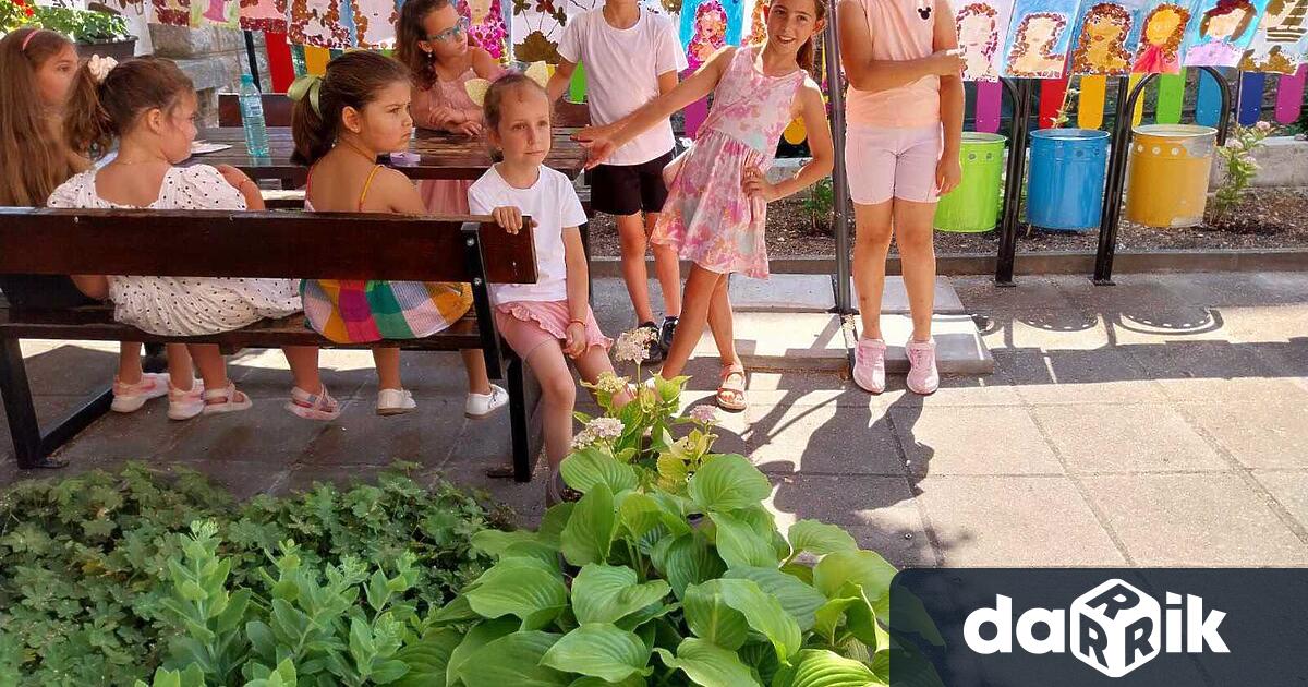 Днес беше последният ден от организираните летни занимания по изобразително