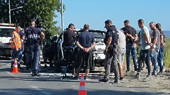 Мащабна акция в Несебър, арестувани са държавни служители (СНИМКИ)
