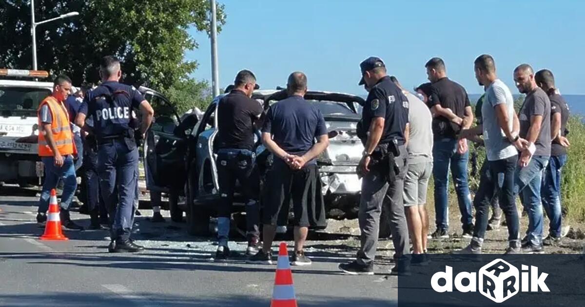 Първо среща с директора а след това официално заявление за