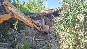 Премахват опасни сгради на ул. "Г.С.Раковски"