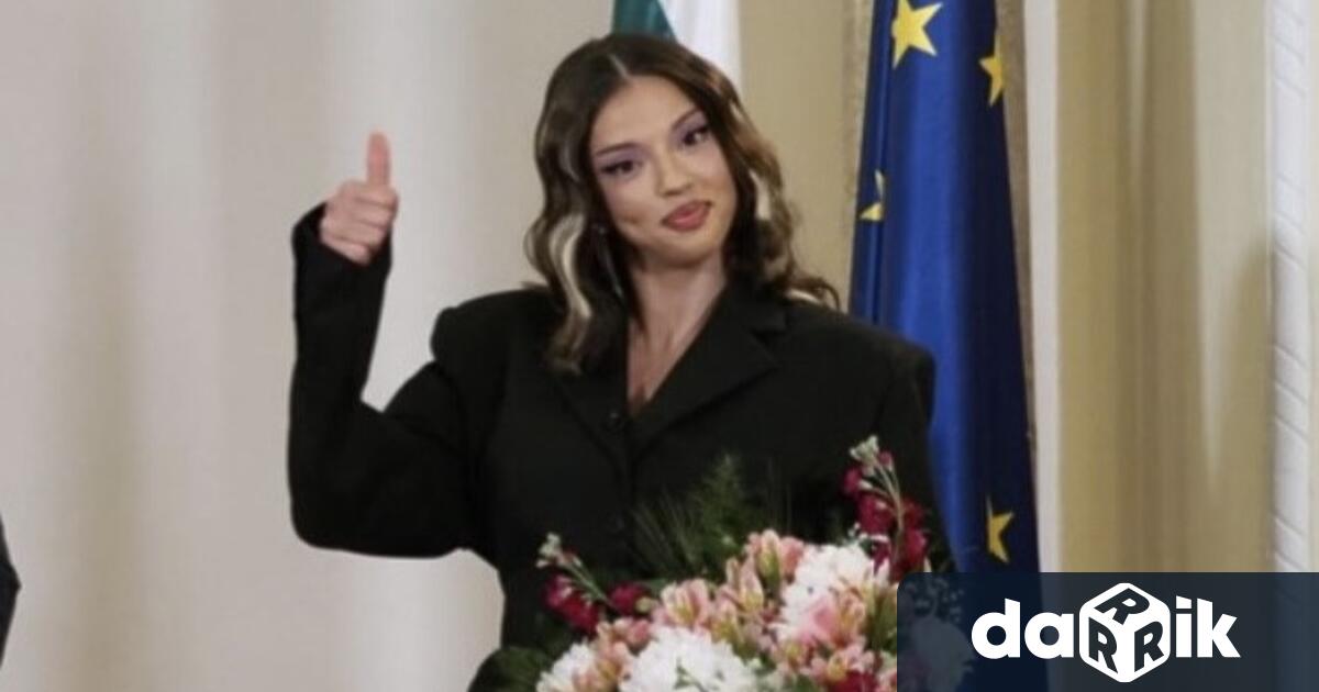 От Евровизия Eurovision Song Contest отбелязват че звездата на DARA