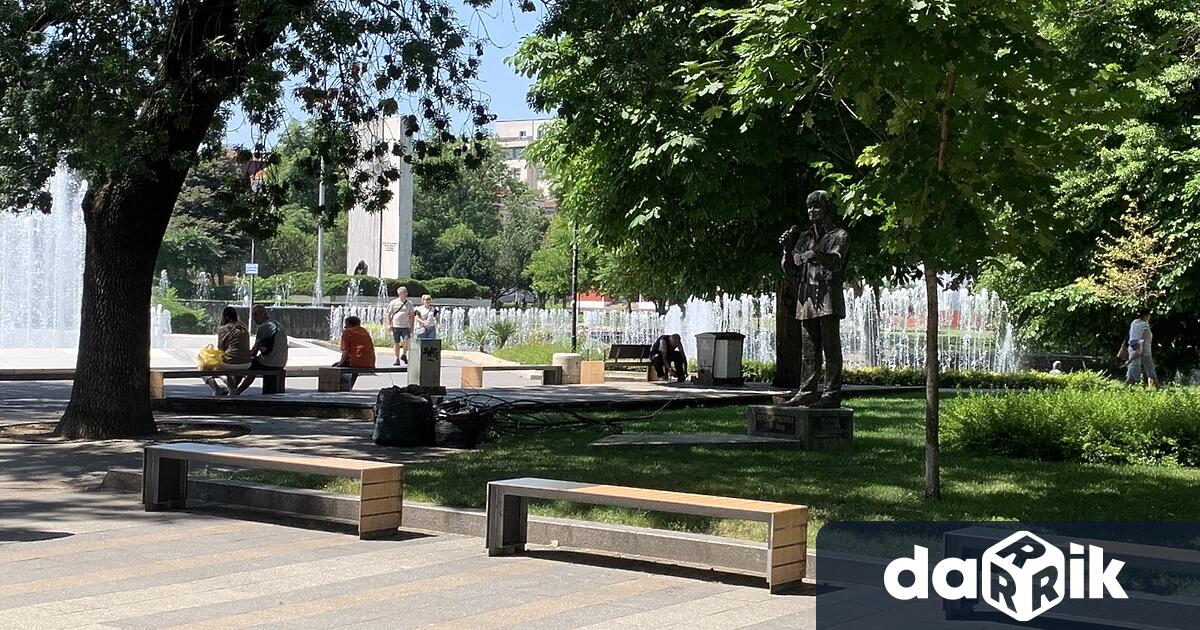 Във вторник времето ще бъде предимно слънчево След обед ще