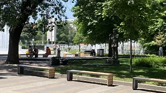 Във вторник времето ще бъде предимно слънчево, след обед с купеста и мощна купеста облачност