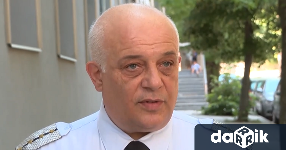 Това дете е родено герой Така полицаят Васил Алексиев описва