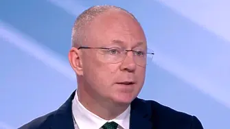 Стоянов за Радев: Новата власт не е много по-различна от предишната