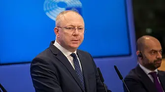 Станислав Стоянов представи уебсайт, който проследява в реално време дейността му