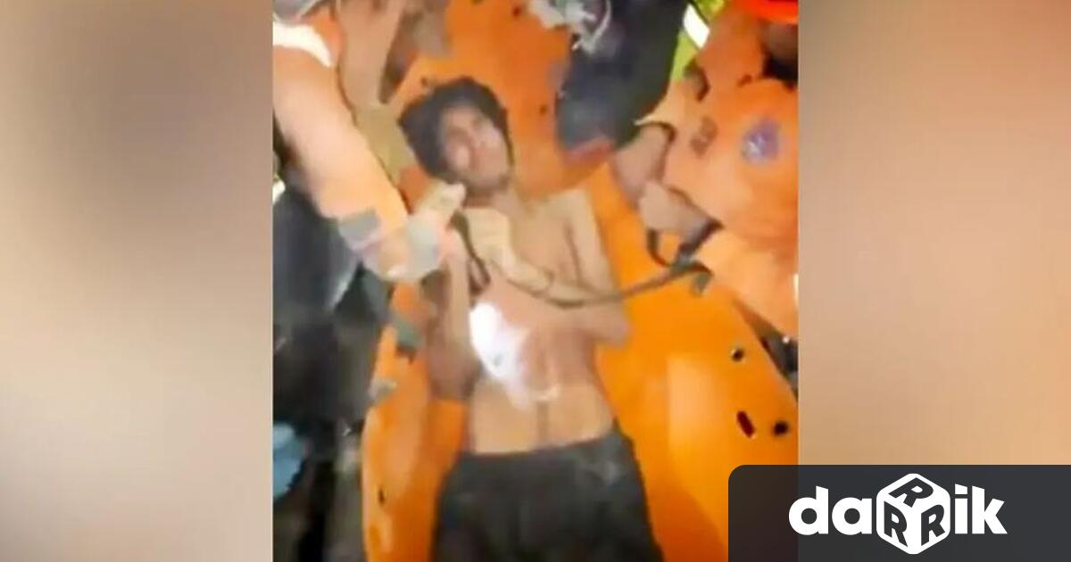 Млад мъж е бил спасен в щата Ла Гуайра от