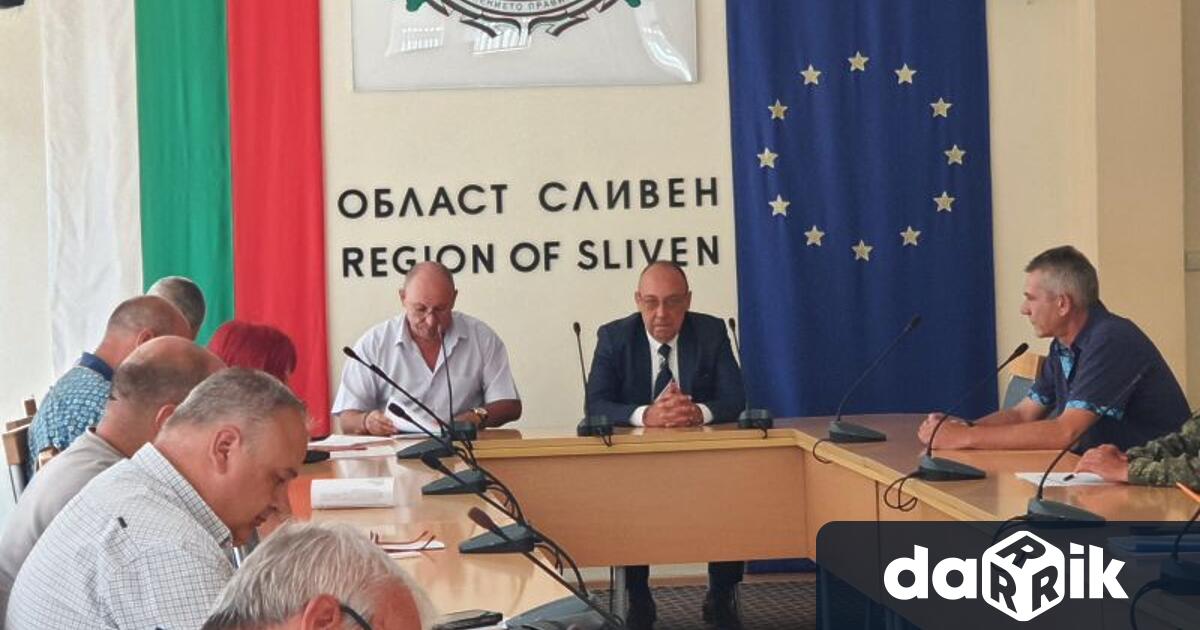 Областният управител на област СливенМихаил Кашеров съвместно със своя заместник