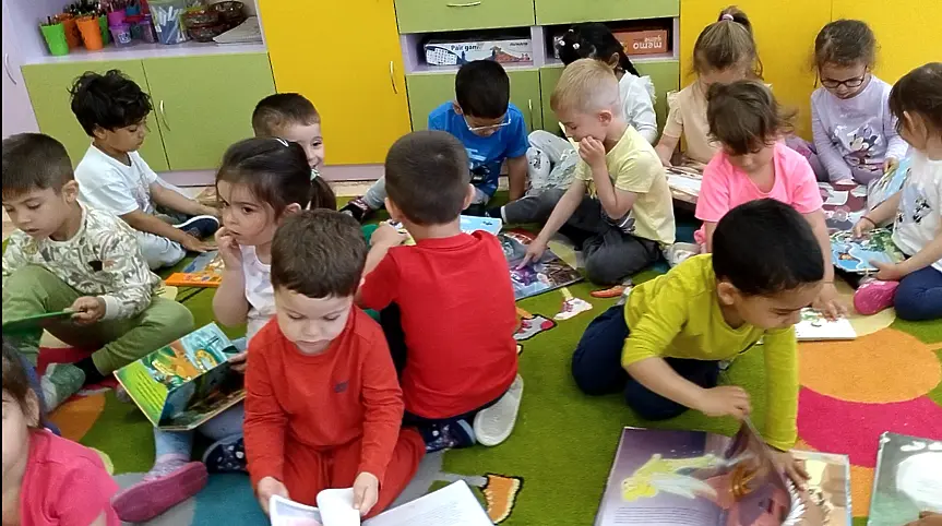 ДГ „Слънце“ – гр. Левски с успешно реализиран международен eTwinning проект „Пътешествие на емоциите с тихи книги“ в първа възрастова група „Мики Маус“