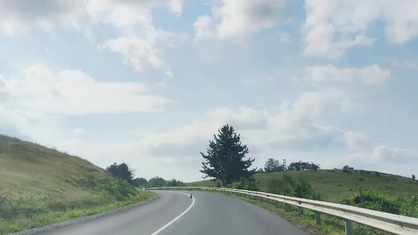 Днес се пуска движението по ремонтираните 57 км от път I-1 в областите Видин, Монтана и Враца