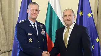 Радев се срещна с върховния главнокомандващ на Обединените сили на НАТО в Европа