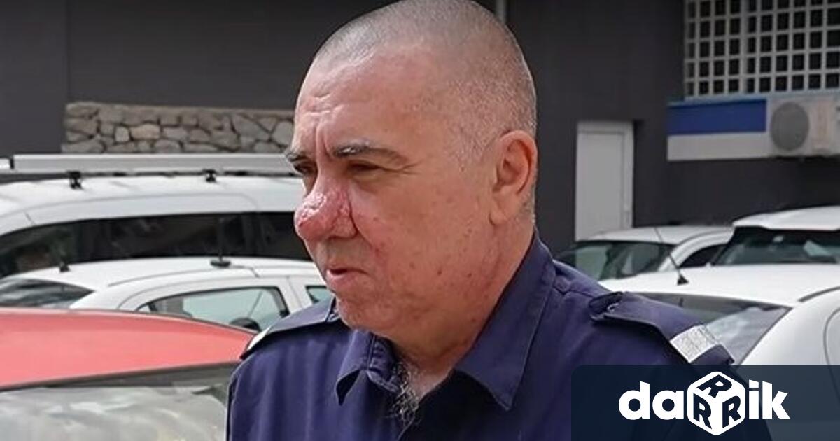 Само главата на момчето беше над водата ако се беше