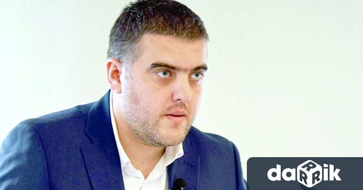 Според нас дефицитът няма да е 5 4 а около