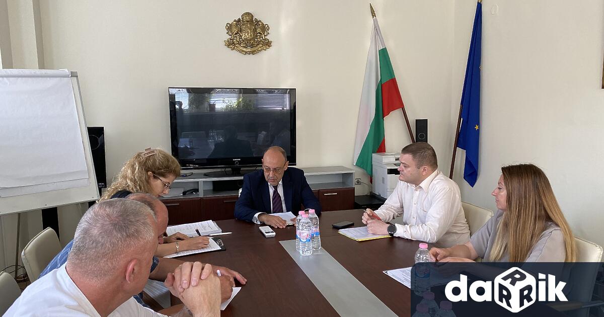 Областният управител Михаил Кашеровсвика редовно заседание на Общото събрание на