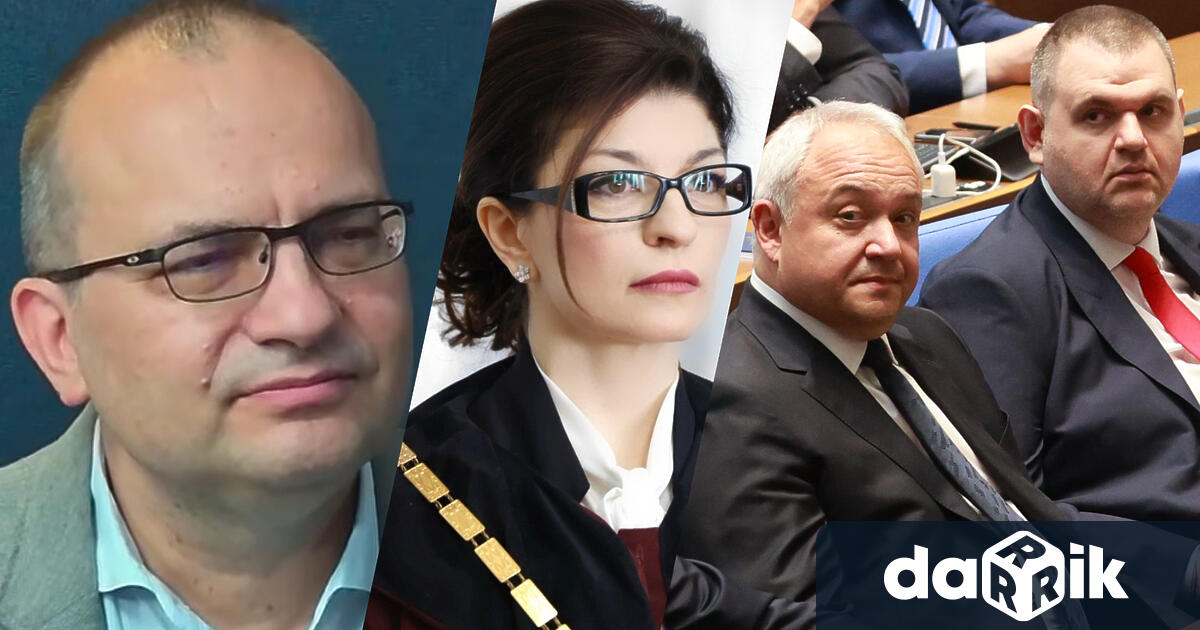 Народният представител от Демократична България Мартин Димитров бе специален гост