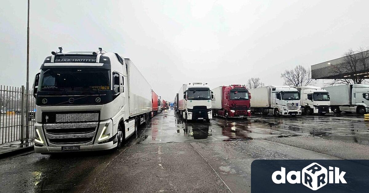 Контролът върху тежкотоварните автомобили не е достатъчен и от години