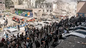 Шестима ранени след нови руски удари по Киев