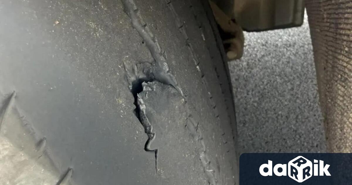 Украински товарен автомобил е спрян от движение заради опасна техническа