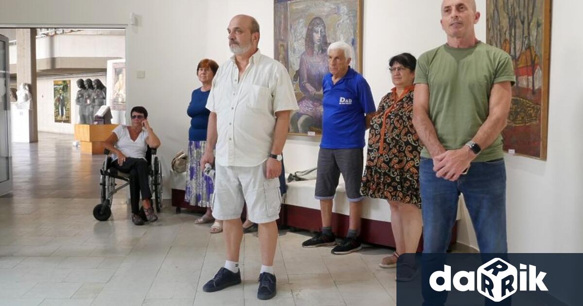Изложба живопис по повод 90 години от рождението на родения